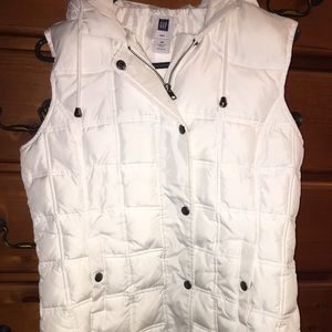 Gap vest
